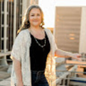 Meet your Posher, Lacey